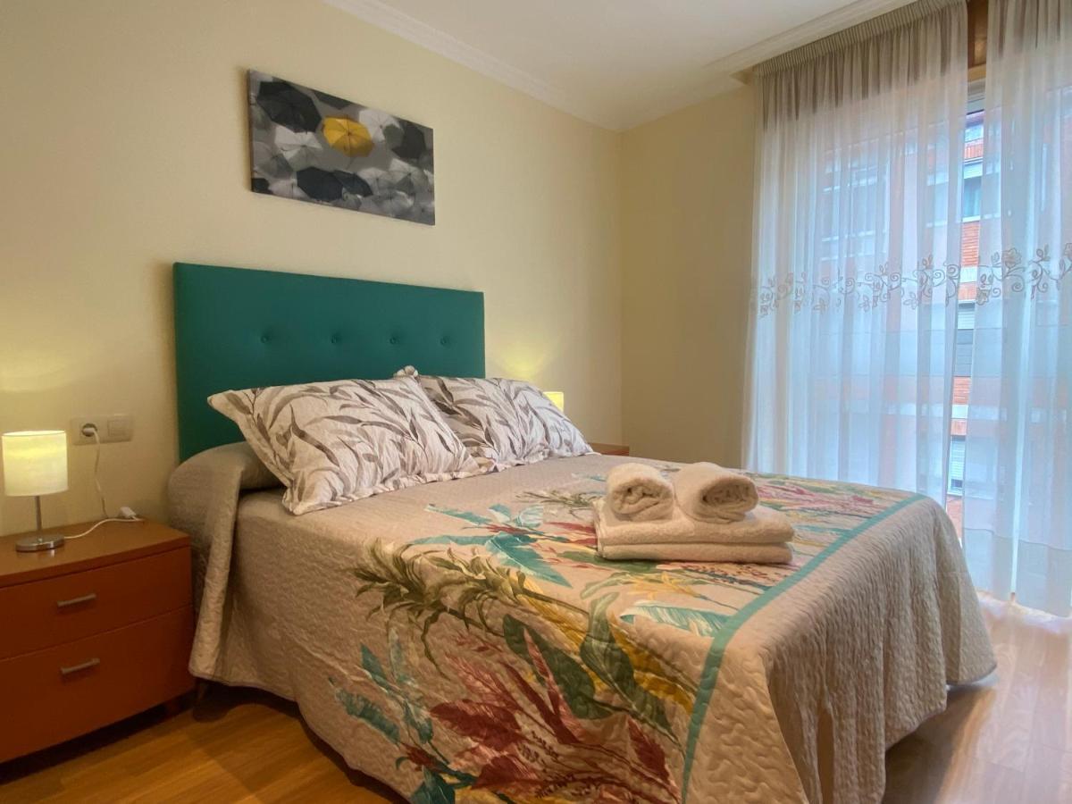 Apartamento Funcional Lalin-Centro ภายนอก รูปภาพ