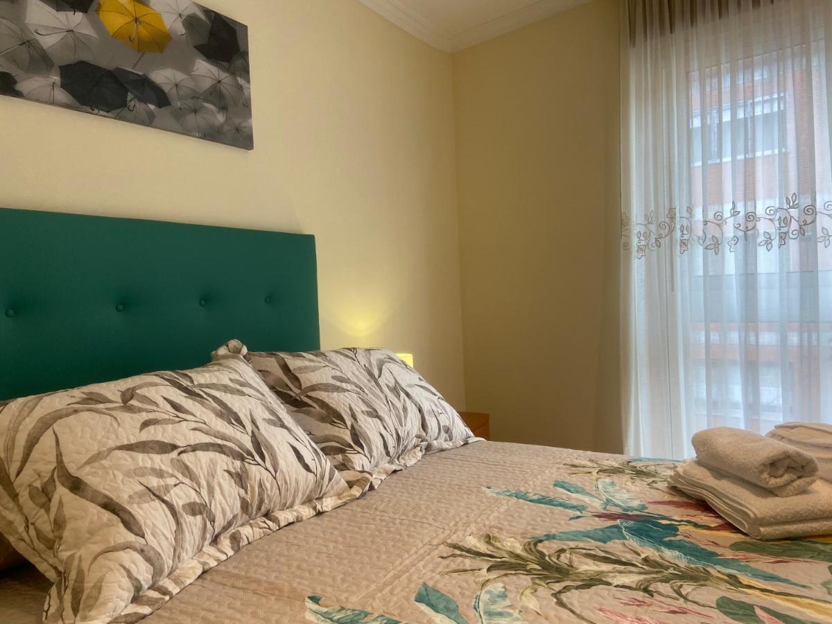 Apartamento Funcional Lalin-Centro ภายนอก รูปภาพ